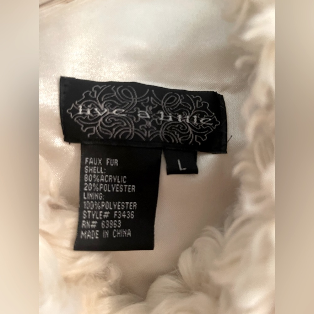 Live A Little Cream Faux Fur Long Vest Large - Picture 3 of 7